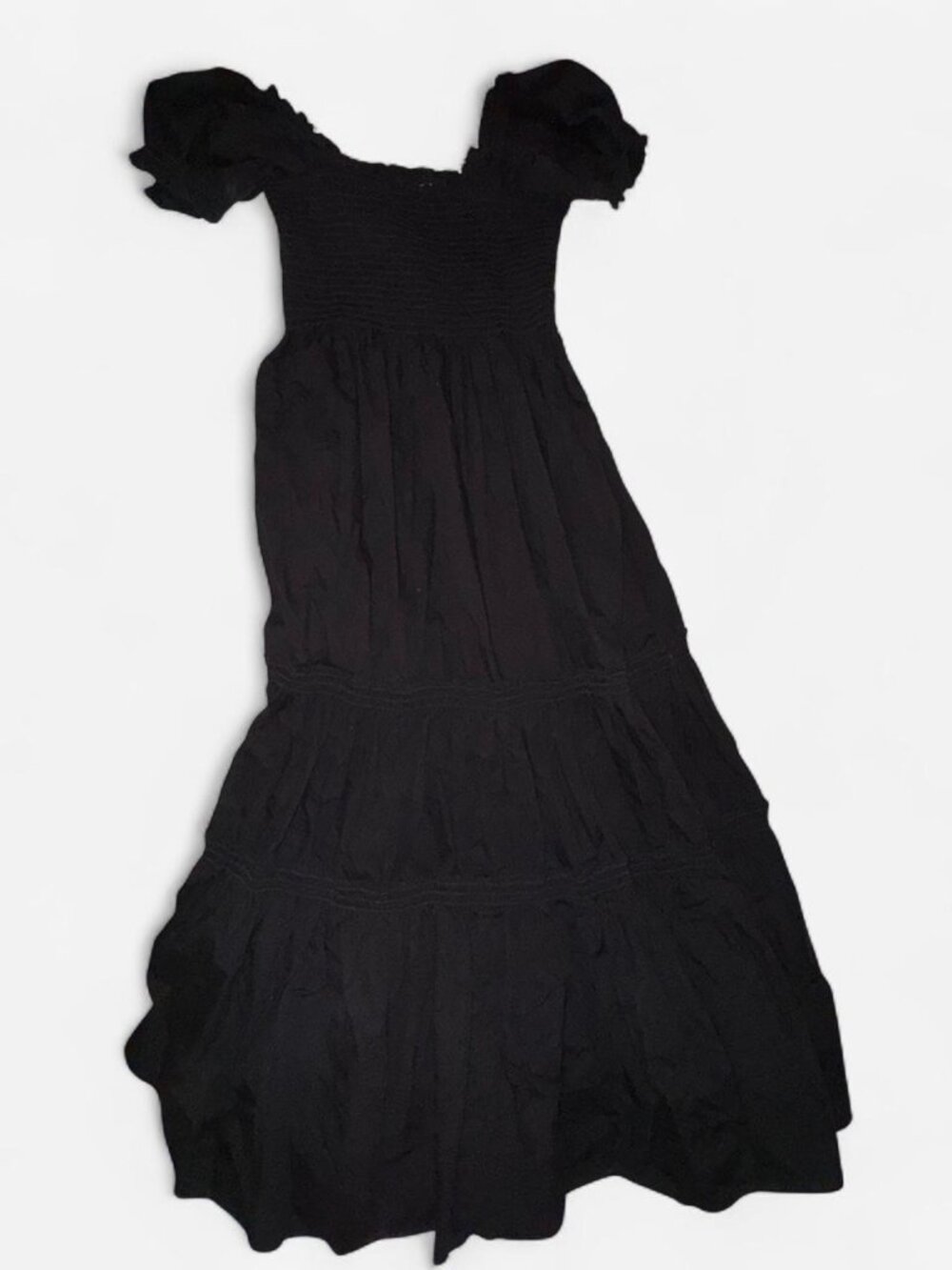 o.p.t long black dress with puff sleeves 🖤🖤 size M